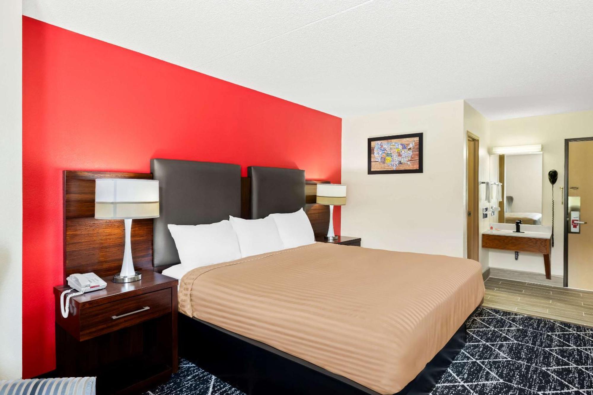 Econo Lodge Емпория Екстериор снимка
